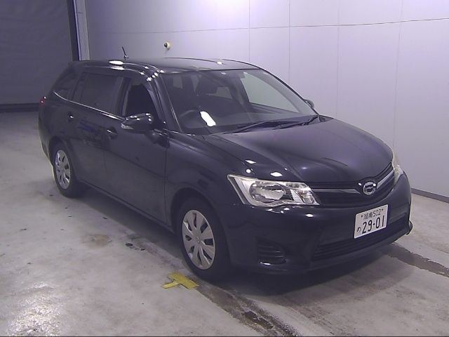 10235 Toyota Corolla fielder NZE161G 2013 г. (Honda Tokyo)